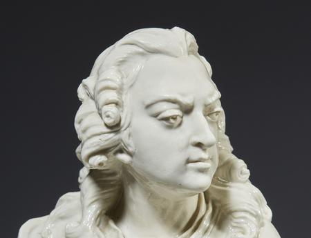 Acquisition d’un rare buste de Louis XV en porcelaine de Chantilly